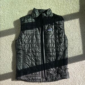 Patagonia Black Quilted Vest for Outdoor Adventures